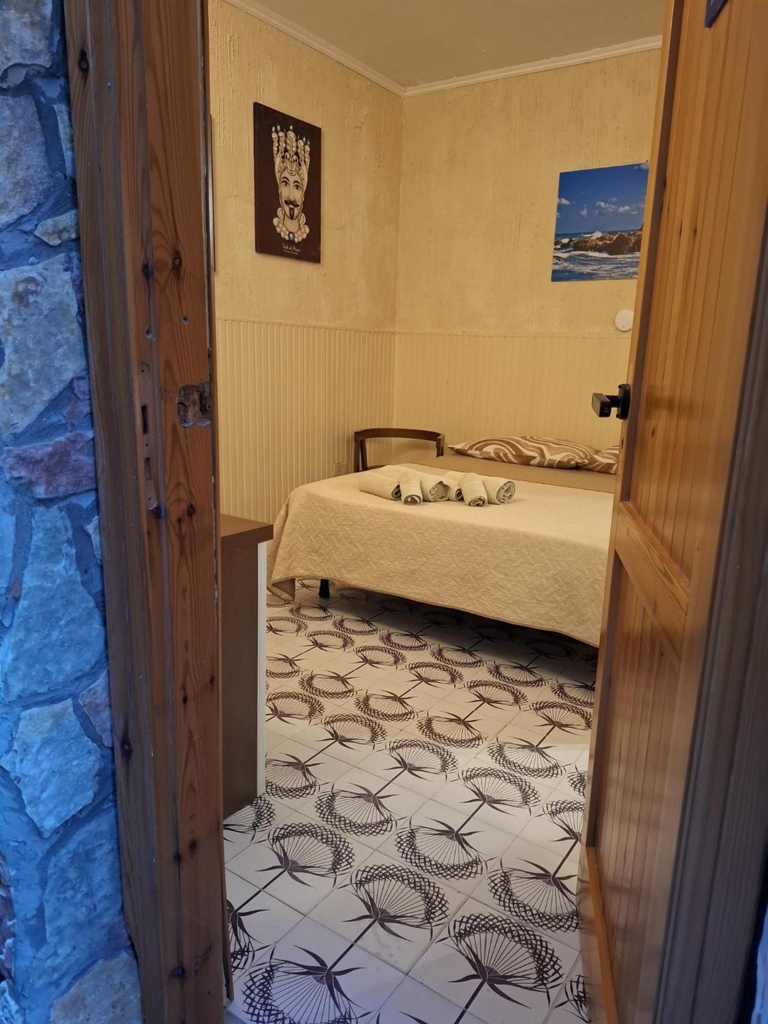 La Terrazza Sul Mare Camera Vicino Aereoporto&Mare Sicilian Vintage Style Seaside Room Cinisi Exterior photo